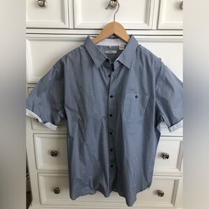 Blue Short-Sleeve Micro-Pattern Button-Down Shirt